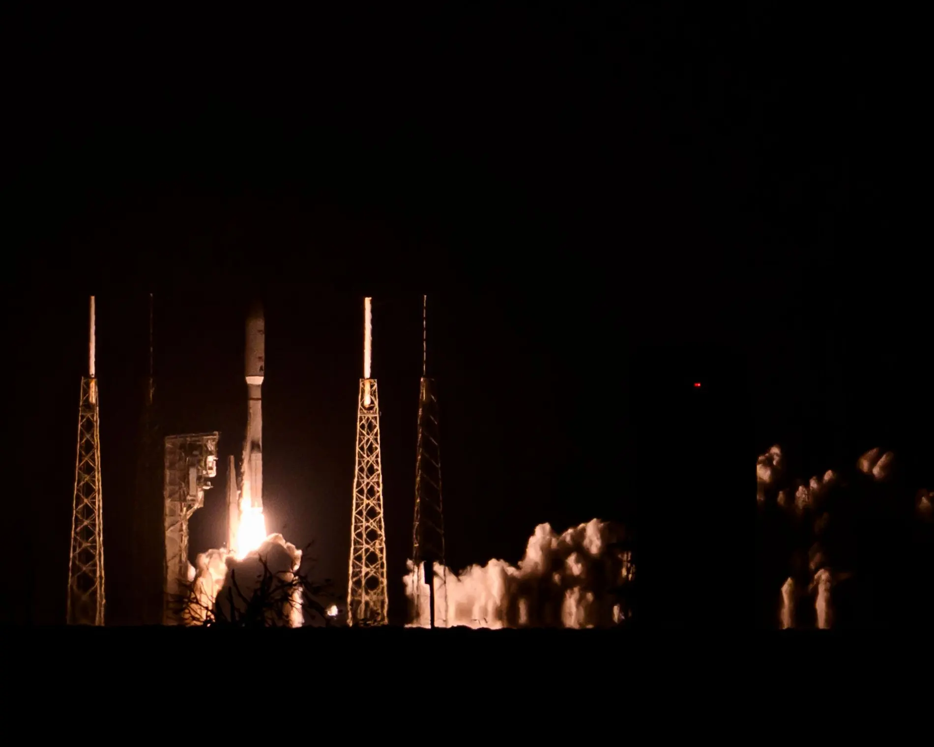 CEO Andy Jassy:  "Amazon, 2026 ortasında Leo uydu internetini nihayet başlatacak"