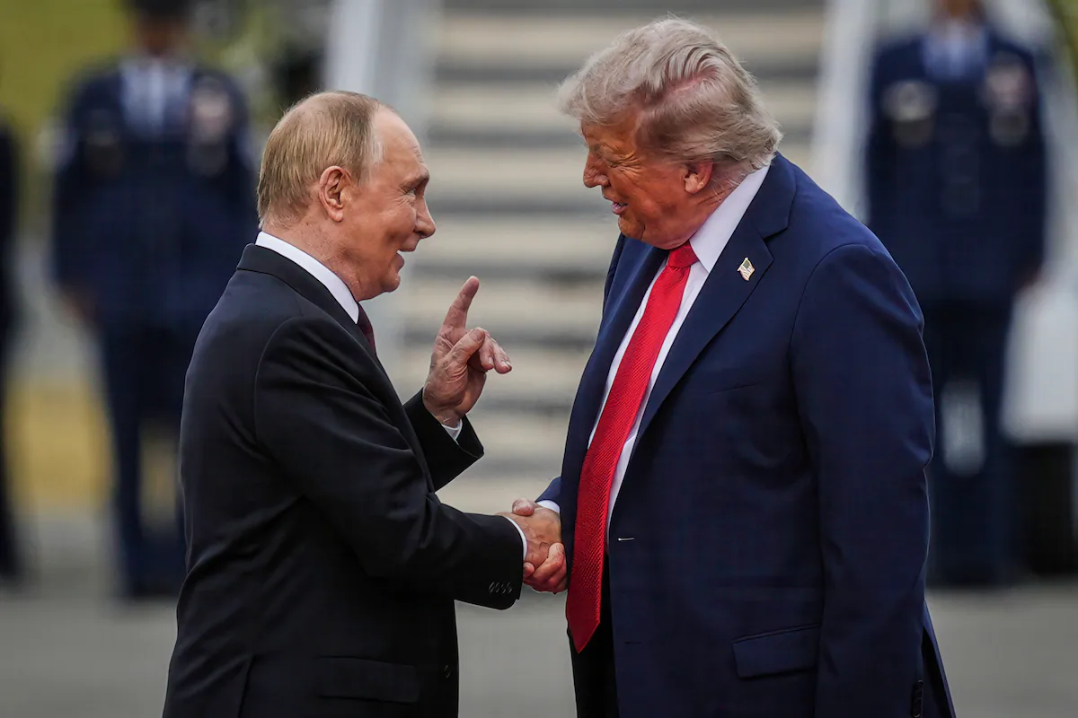 İspanyollar, Trump’ı  Putin’in önünde dünya barışına en büyük tehdit olarak görüyor