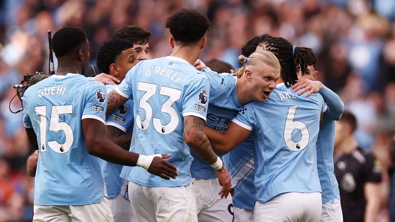 Manchester City, Arsenal'i devirdi: Premier Lig'de zirve yarışı alev aldı