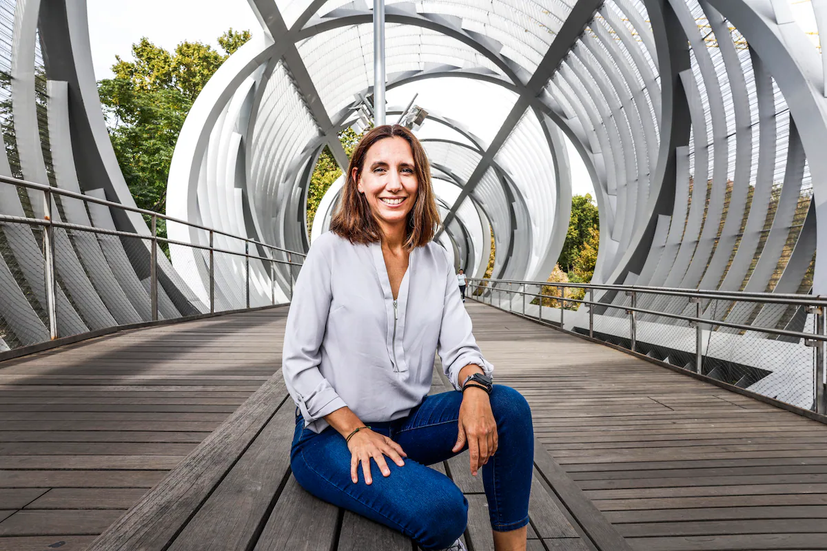 Lucía Prieto Godino, bir davranışı bir türden diğerine aktaran bilim insanı