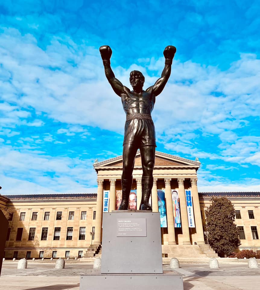 Philadelphia Sanat Müzesi, yıllardır süren mücadelenin ardından Rocky heykelini içeri alıyor.