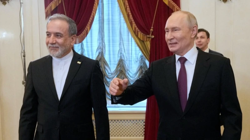 İran Dışişleri Bakanı Arakçi Rusya'da Putin ile görüştü