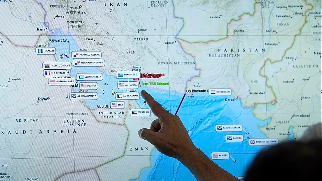 ABD, Hürmüz Boğazı sevkiyatı için 'deniz özgürlüğü' koalisyonu istiyor
