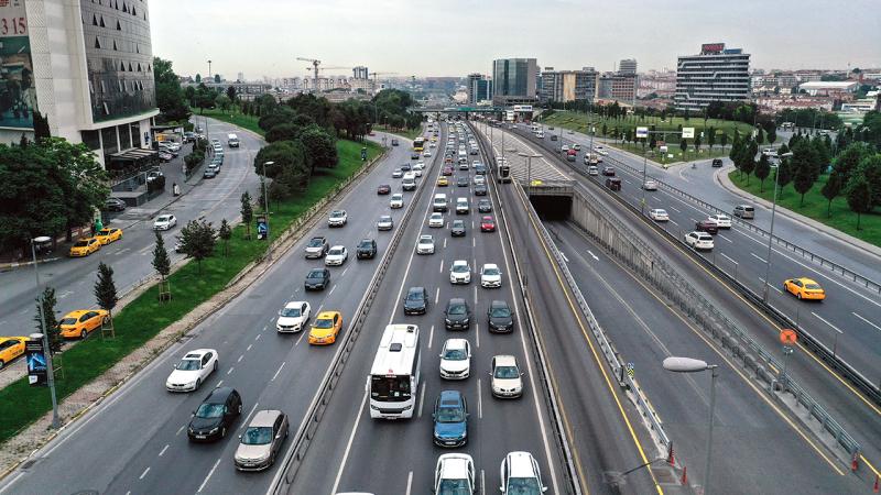 İstanbul'da bugün bazı yollar trafiğe kapanıyor