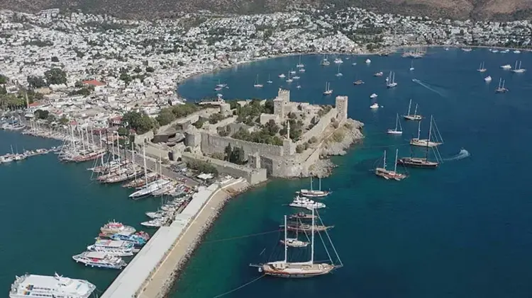 Bodrum'da özel plajlarda harcama limitleri 2 bin TL'den başlıyor