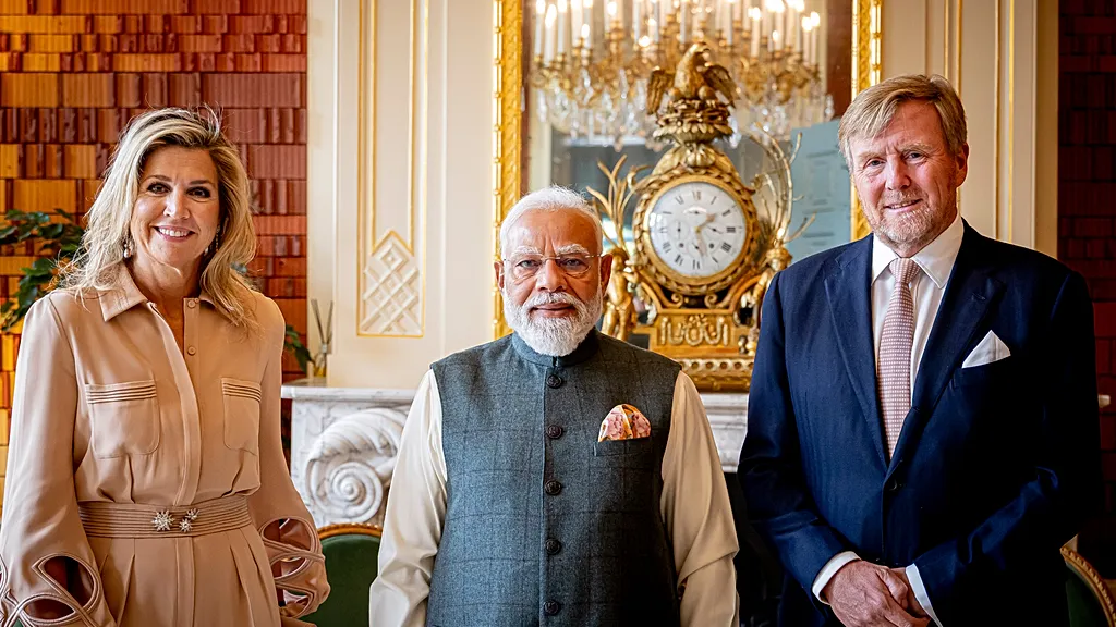 Hindistan Başbakanı Modi, Avrupa turuna Hollanda kraliyet ailesiyle başladı