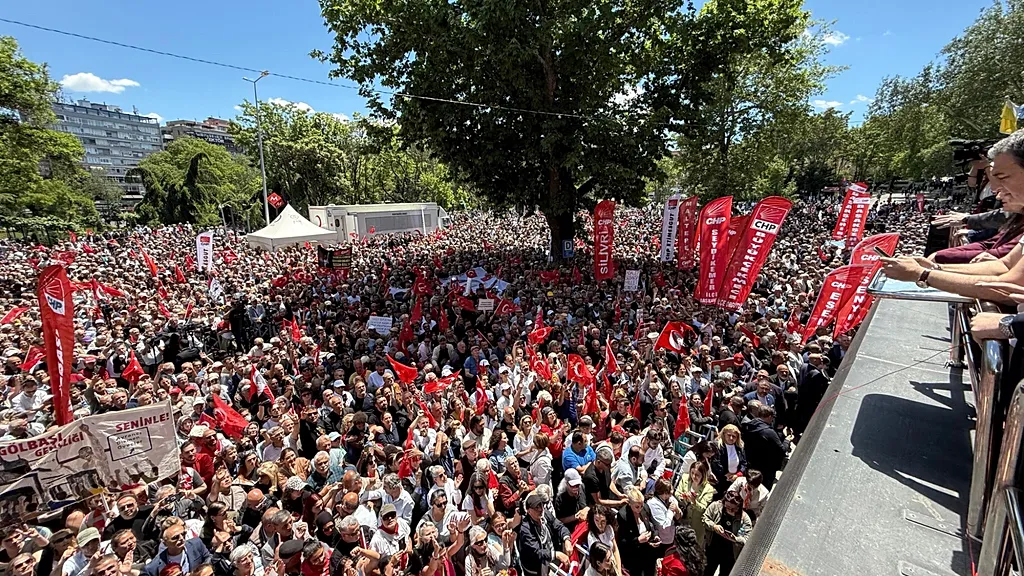 CHP'li 111 milletvekilinden kurultay çağrısı: '12 Temmuz'da yapılsın'