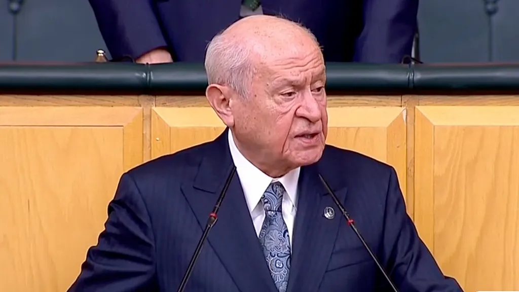 Bahçeli'den CHP'deki 'mutlak butlan' krizine dair çağrı