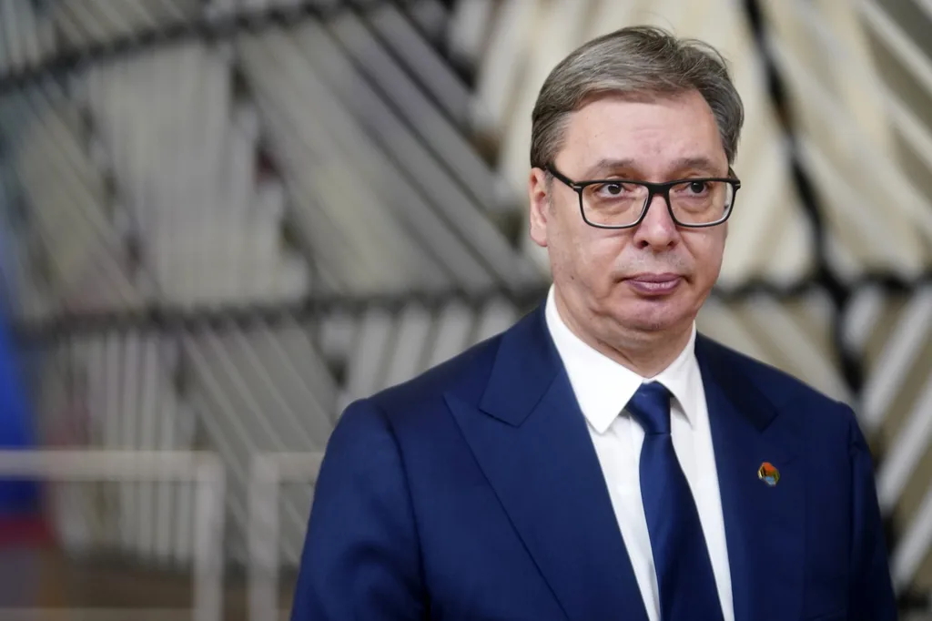 Vučić: Sırbistan, Ruslara Vize Uygulamayacak