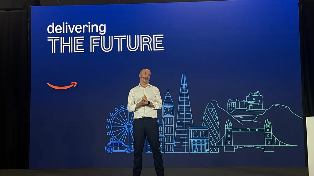 Amazon Avrupa'ya 10 milyar euro yatırım açıkladı: 25 bin iş, depo robotları
