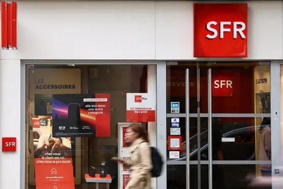 Fransız Telekom Devleri, Zor Durumdaki Rakipleri SFR’yi Satın Almak İçin Anlaşmaya Vardı