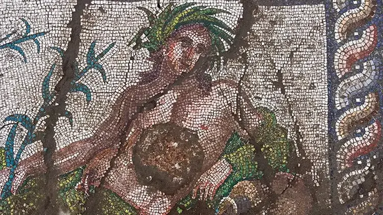 Aspendos’ta 'Nehir Tanrısı' betimlemesi gün yüzüne çıkarıldı