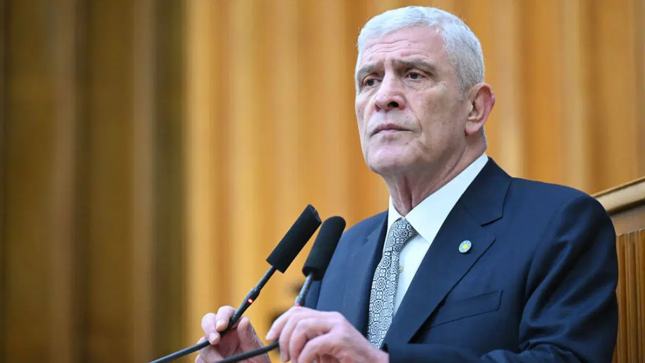 Müsavat Dervişoğlu'ndan ‘siyasi transferlere’ tepki