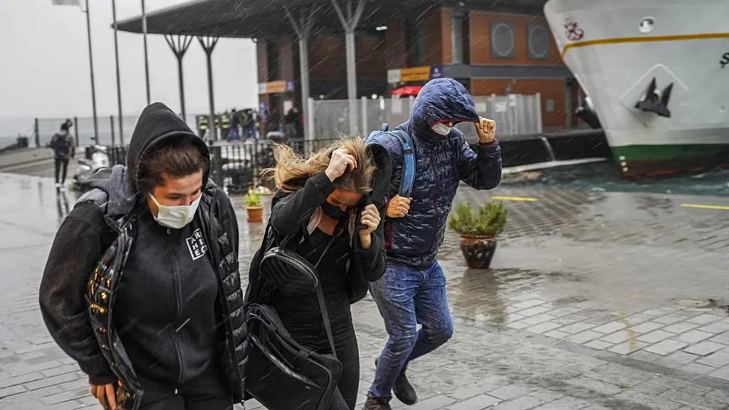 Meteoroloji Genel Müdürlüğü'nden İstanbul dahil 4 ile sarı kodlu uyarı