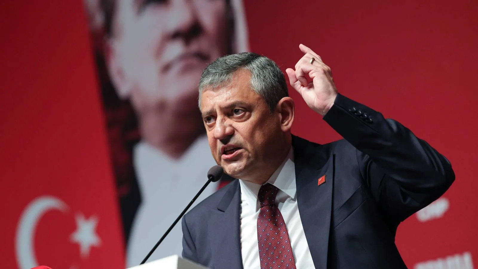 Özel'in yeni parti hazırlıklarında geri sayım