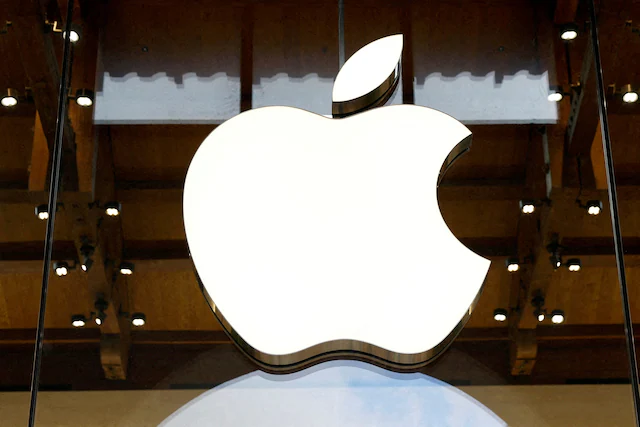 Apple, uygulama mağazaları ile iOS işletim sistemi için açtığı davaları kaybetti.