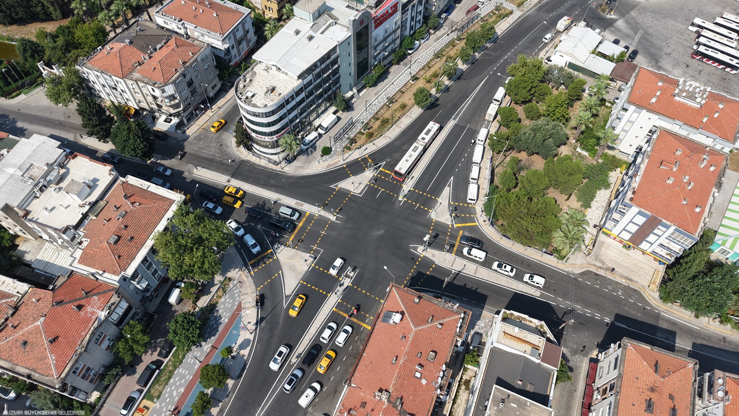 Buca Cemil Şeboy Caddesi yenilendi