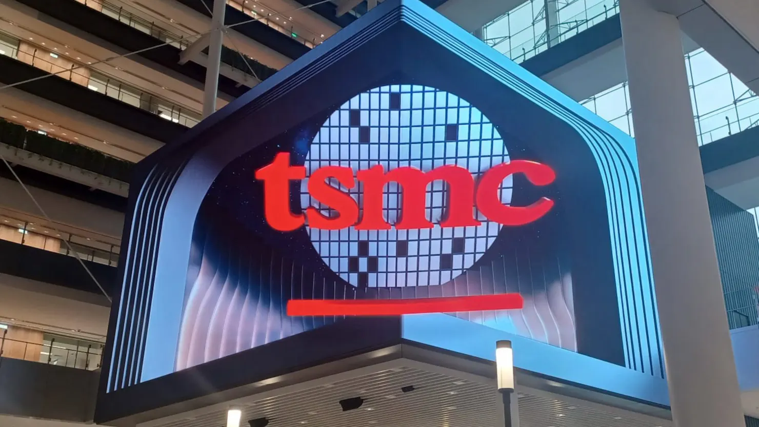 TSMC, Arizona'ya ilave 100 milyar dolar yatırım yapma kararı aldı