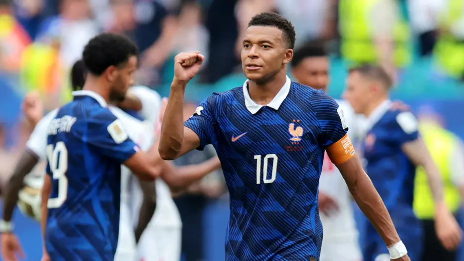 Mbappe Tarihe Geçti: Dünya Kupası'nda Altın Ayakkabı'yı İki Kez Kazanan İlk Futbolcu Oldu
