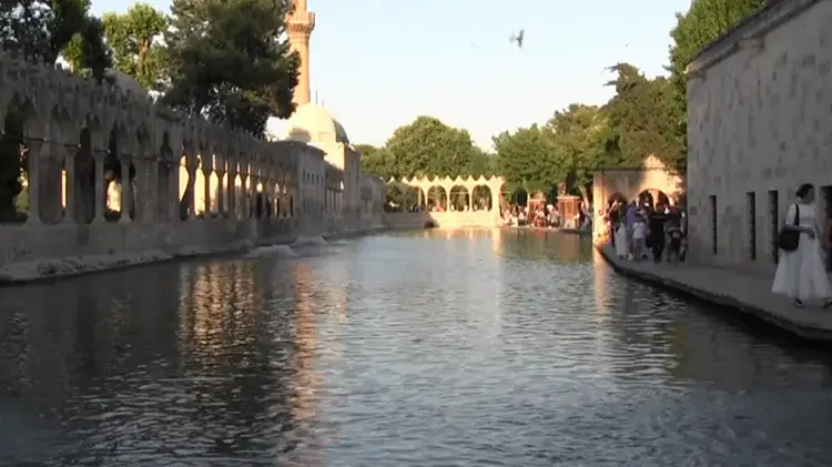 Şanlıurfa'da ‘sıra geceleri’, turizmin yeni gözdesi oldu