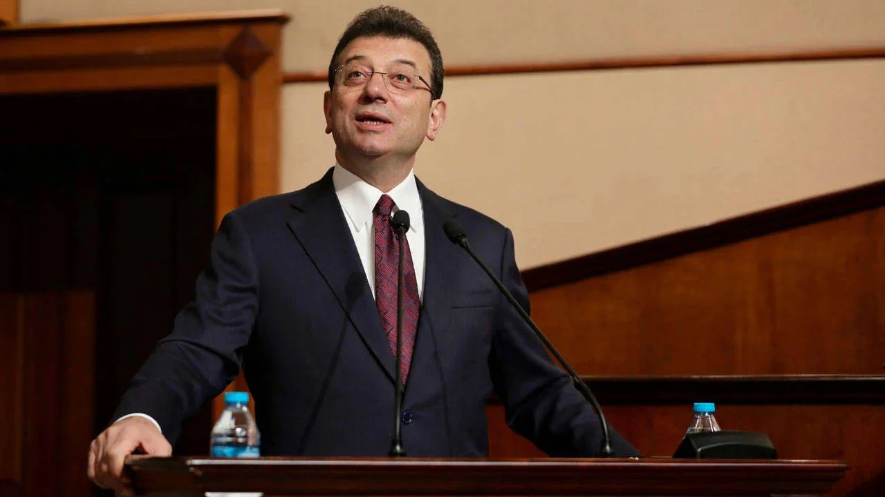 İmamoğlu'ndan Yeni Parti Açıklaması