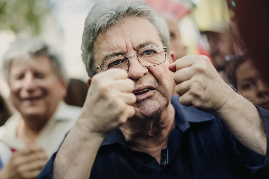 Mélenchon, Fransa-Almanya eksenini dağıtmak istiyor