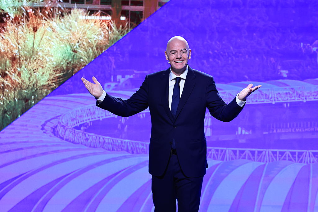 AB'den FIFA'ya ticarileşme uyarısı