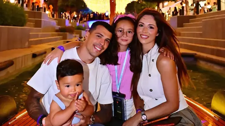 İspanyol yıldız Pedro Porro'nun tatil tercihi Antalya oldu