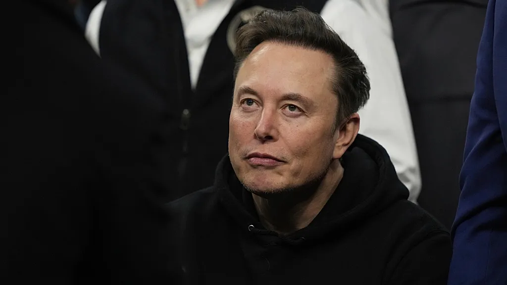 SpaceX’in zararı beklentilerin altında kaldı