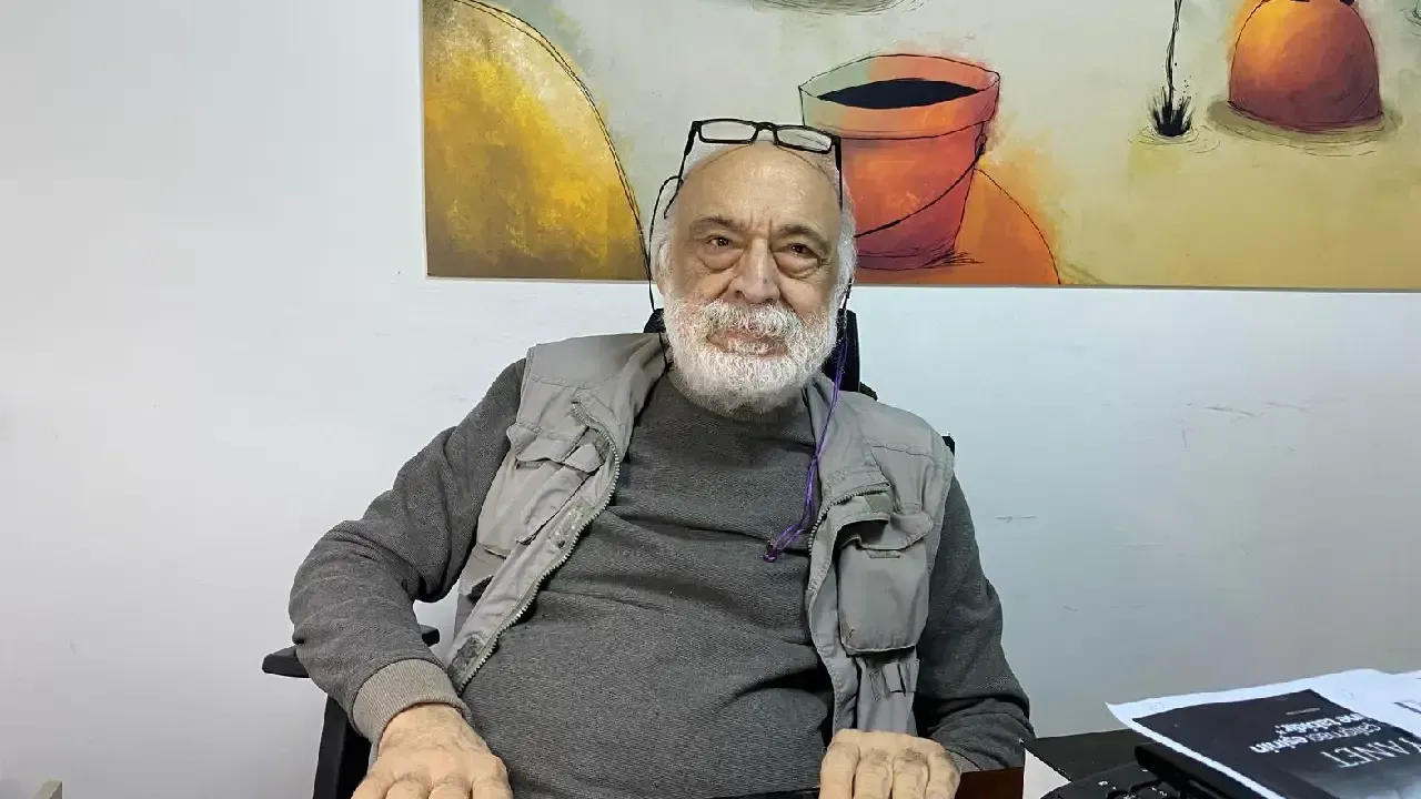 Duayen Avukat Senih ÖZAY'dan, Çerçeve Yasa yorumu: "Yeni Parti'den bilinçli bir siyasal deney"