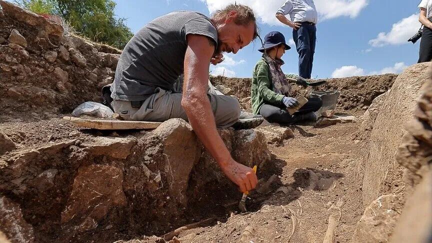 Hattuşa'da yeni mezarlar bulundu
