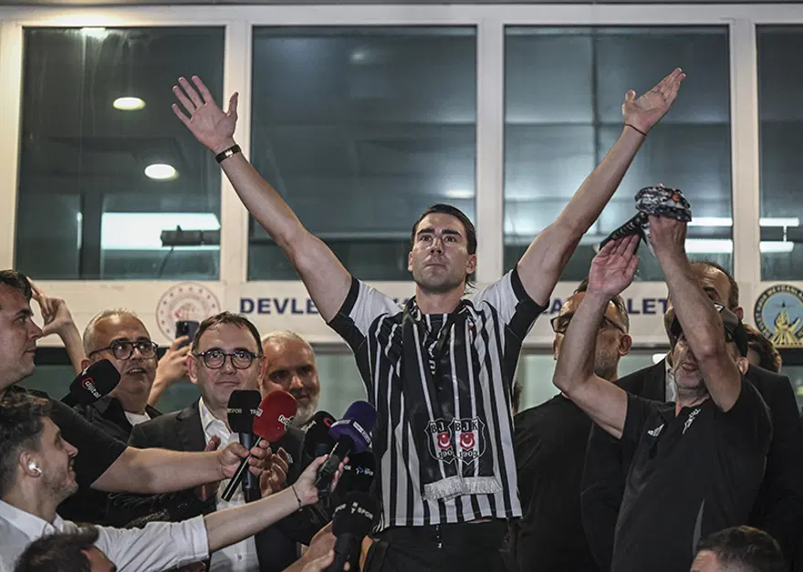 Beşiktaş, Vlahovic'in maaşını açıkladı