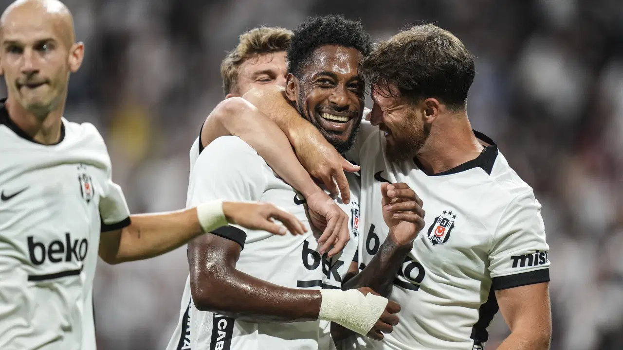 Beşiktaş Dolmabahçe'de avantajı kaptı