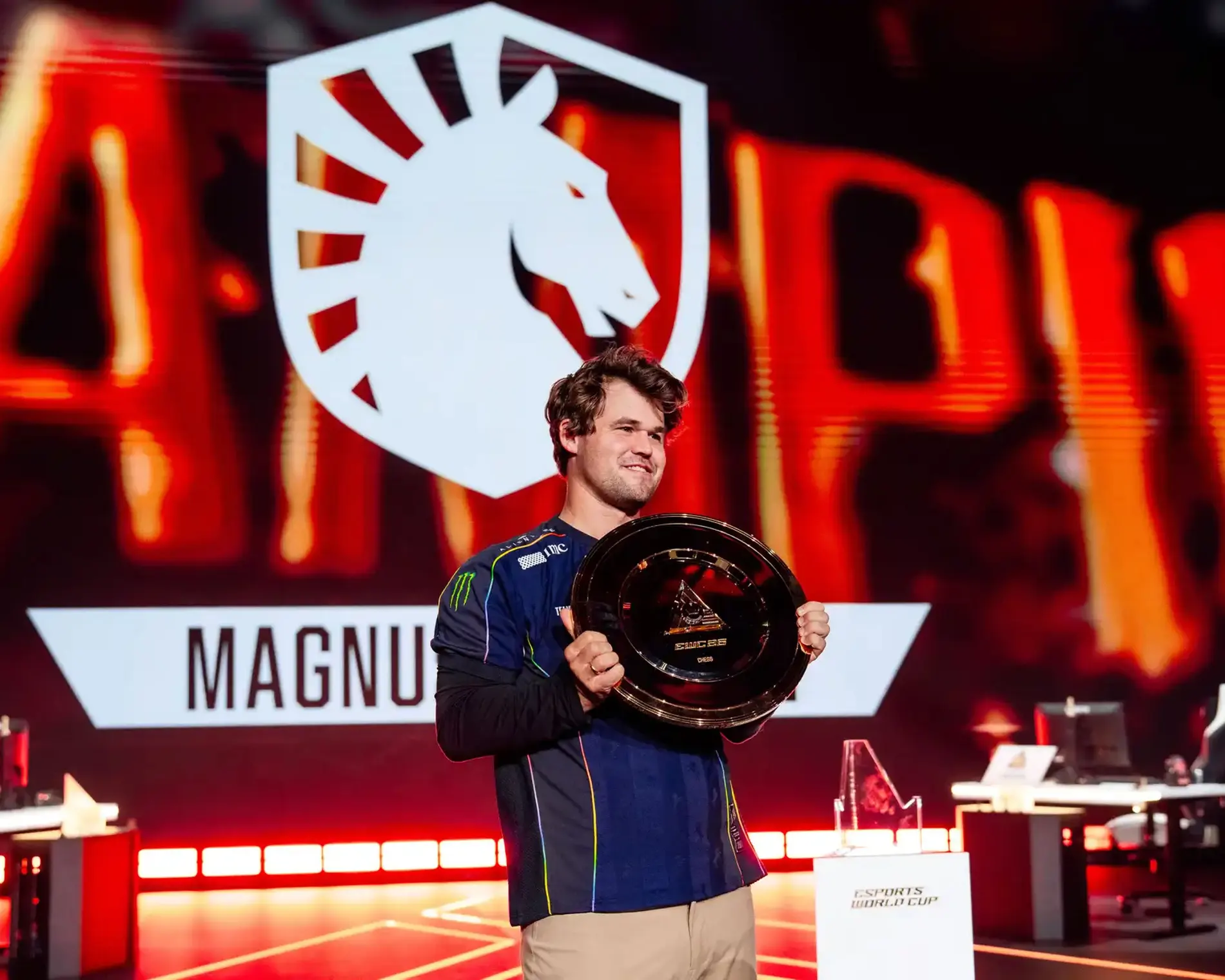 Satranç: Magnus Carlsen Namağlup Şampiyon