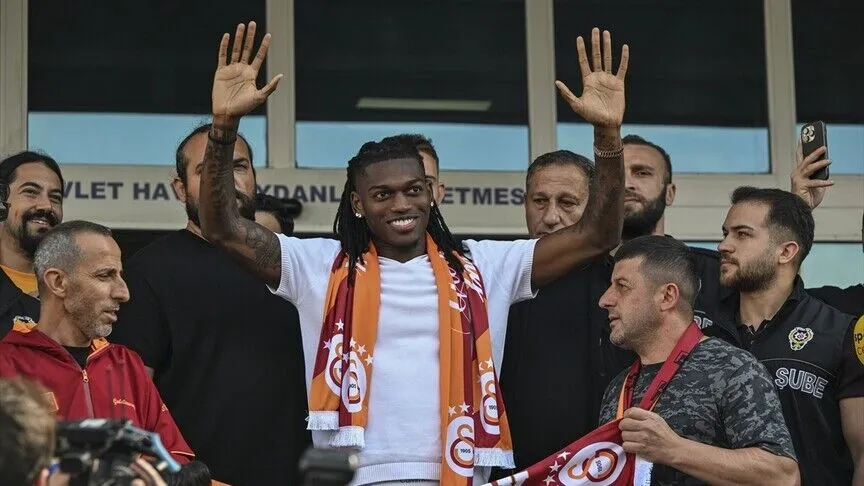 Rafael Leao, Galatasaray için İstanbul'da