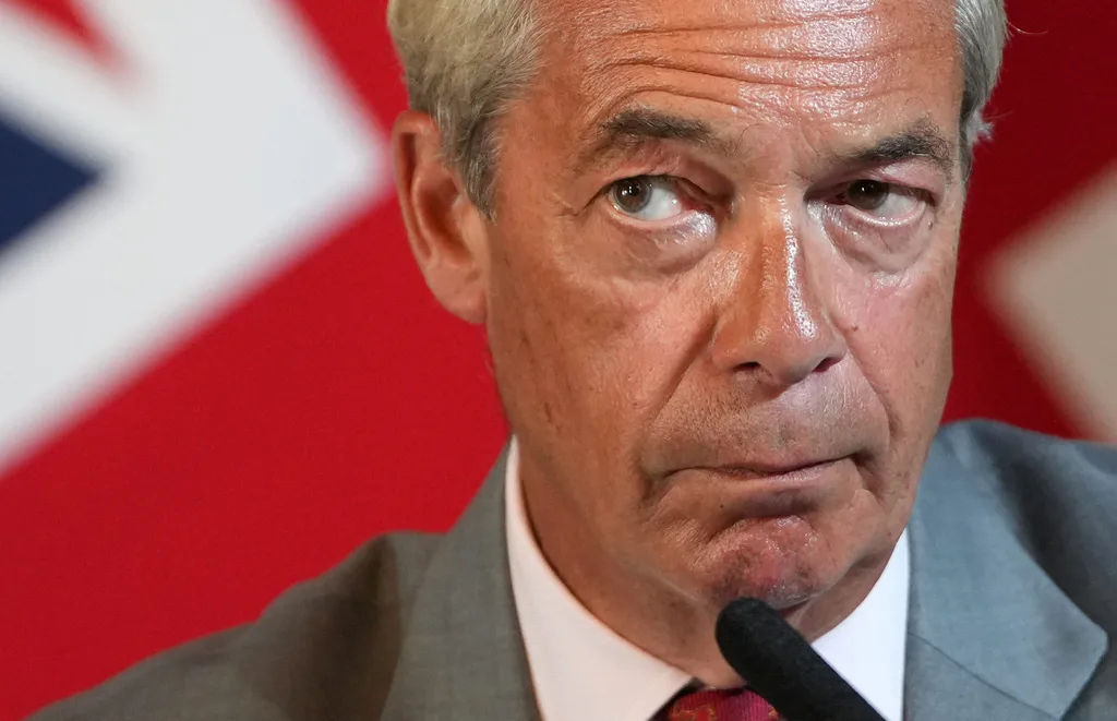 Nigel Farage'ın Reform Partisi yeniden başlıyor