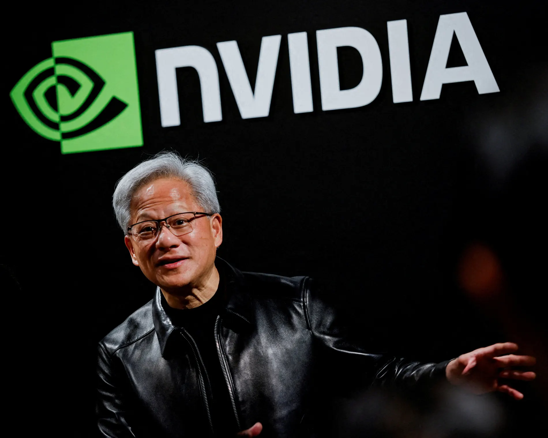 Nvidia CEO’su: Yapay zekânın 2030’a kadar dünyayı yok etme ihtimali “%0”