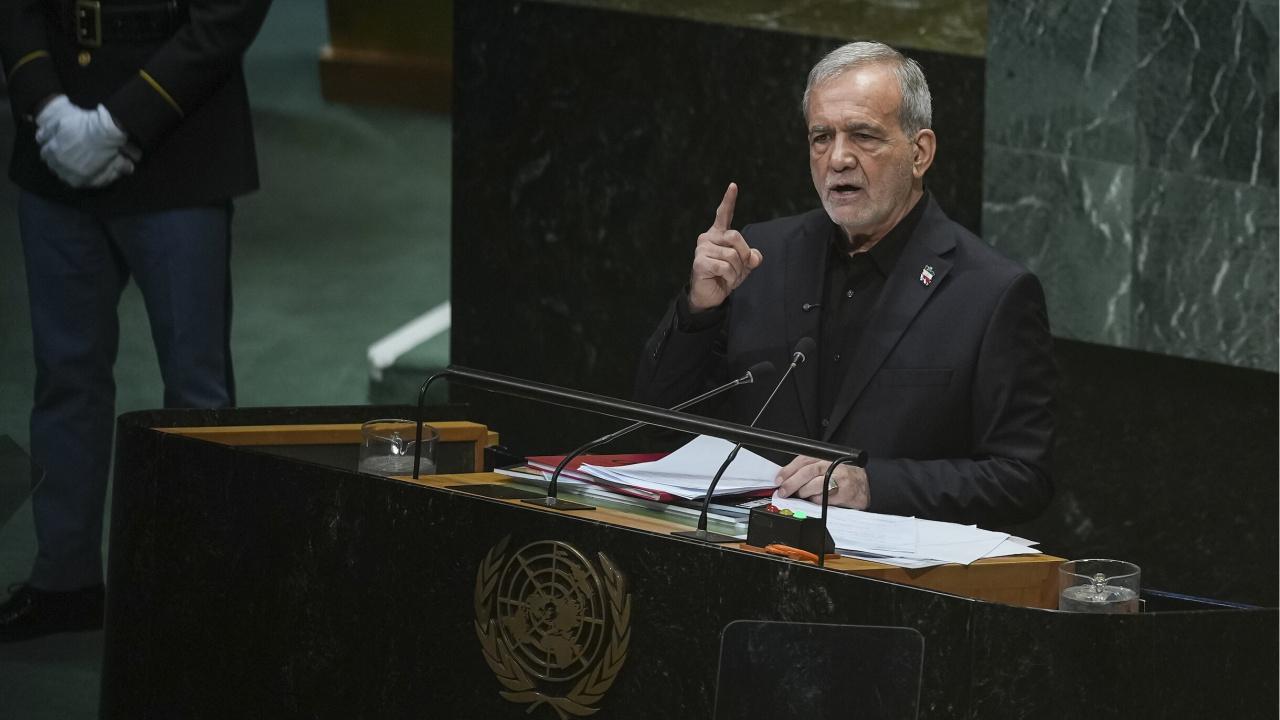 Pezeşkiyan: Diplomasiye hazırız ama savaştan korkmuyoruz