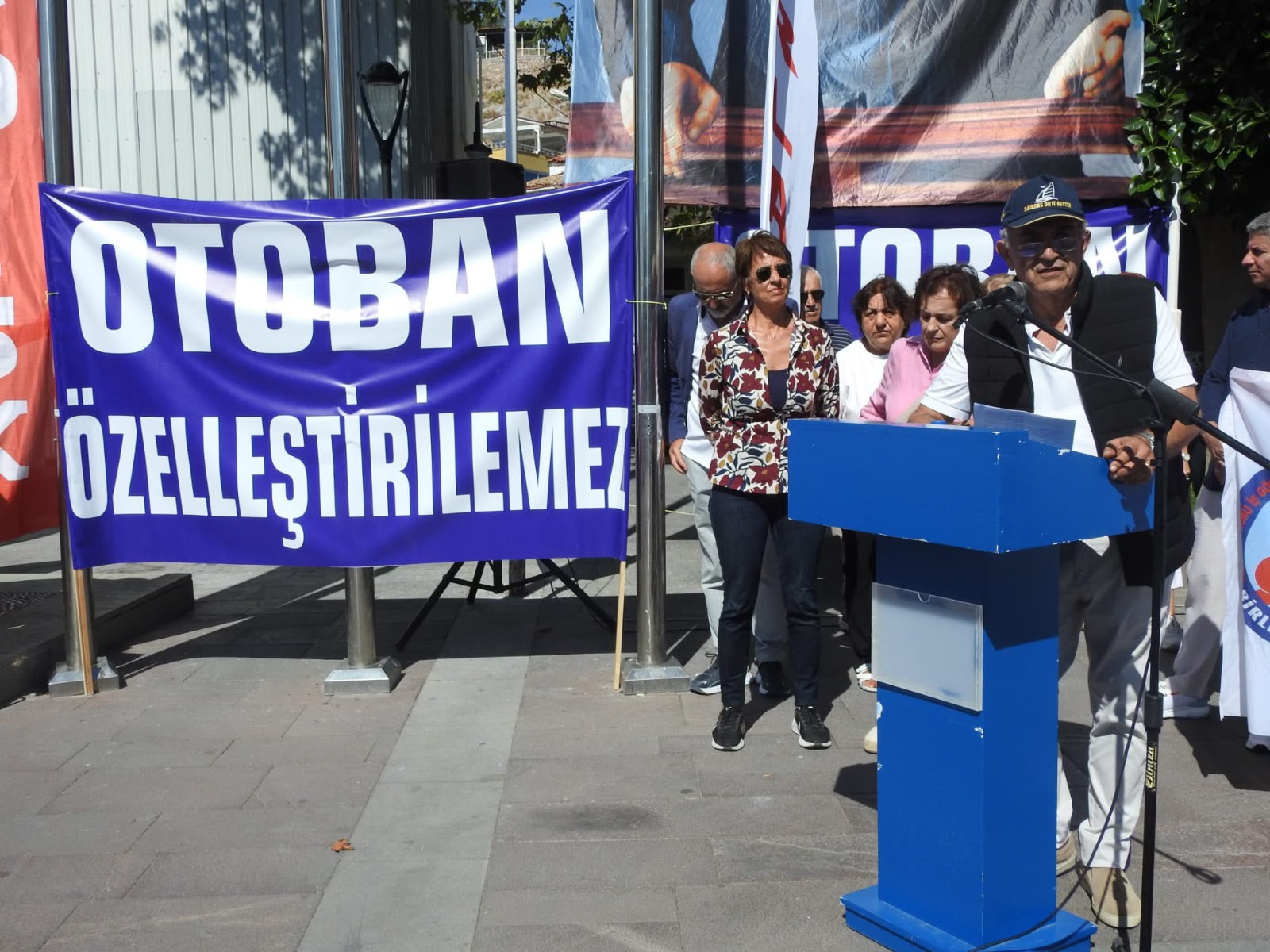 Yarımada Tek Ses Oldu: Otoyol Halkındır, Satılamaz"