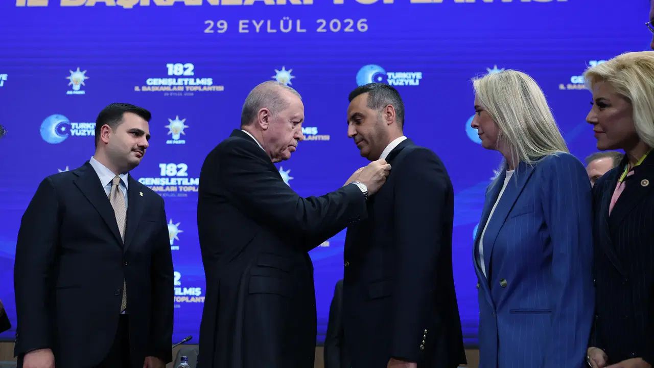 AK Parti'ye transfer oldu: 'Geleneği' bozmadı