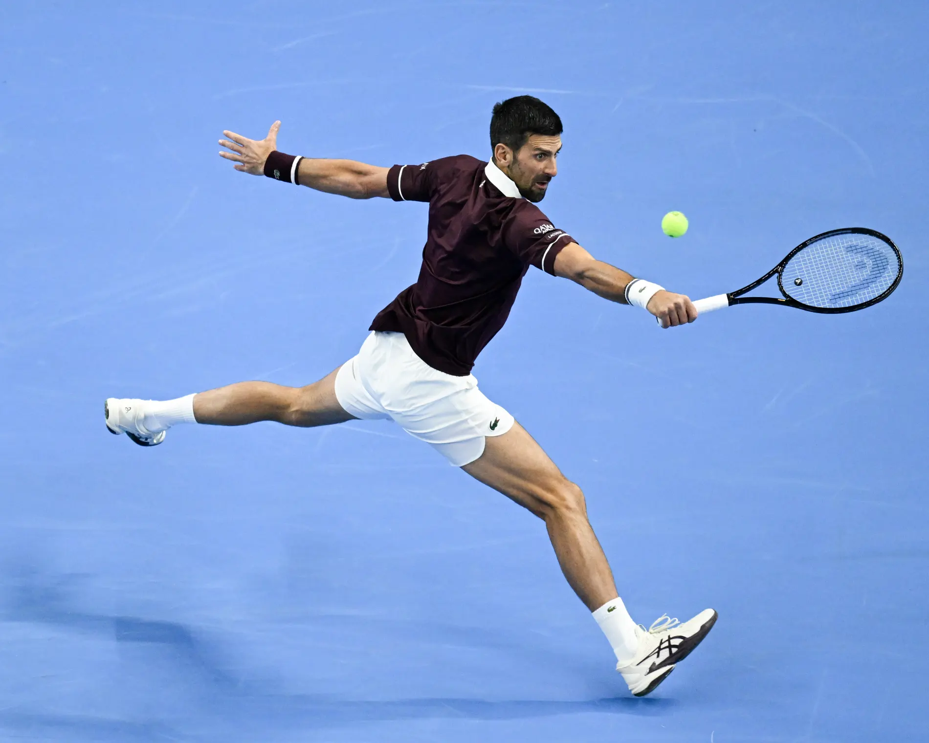 Djokovic yılları geri sardı, Zverev’i yendi