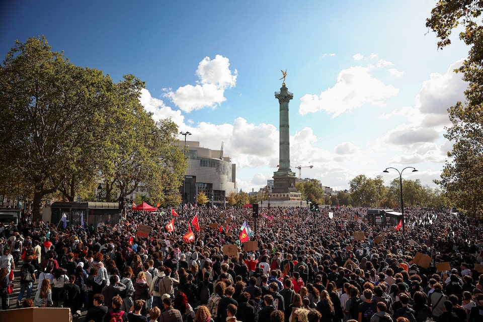 Fransız öğrenciler protesto baskısını sürdürüyor