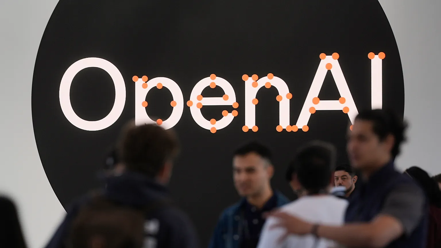 OpenAI, matematikçi tepkisini 5 milyon dolarlık bağışla yatıştırmaya çalışıyor