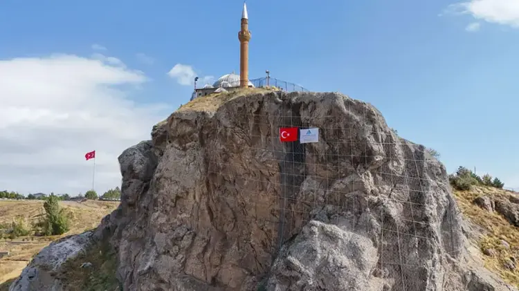 Sivas'ın sembol kayalıklarında ıslah çalışmaları tamamlandı