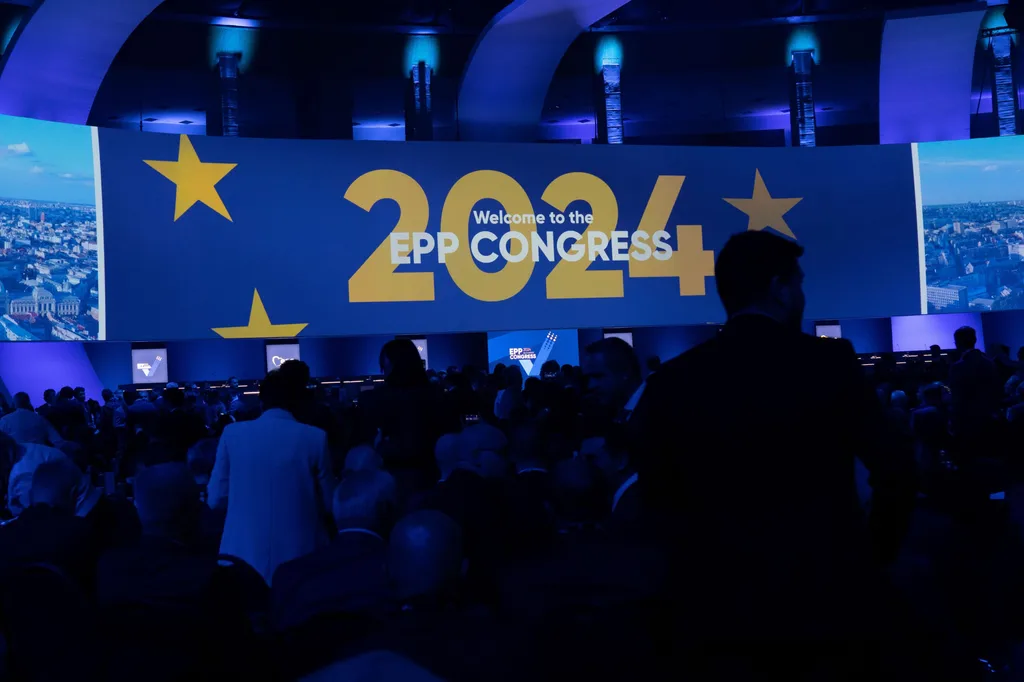 AB Savcılığından, EPP Kararı