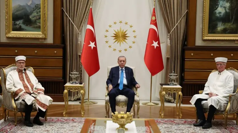 Ankara'dan Batı Trakya'da müftülük atamalara tepki