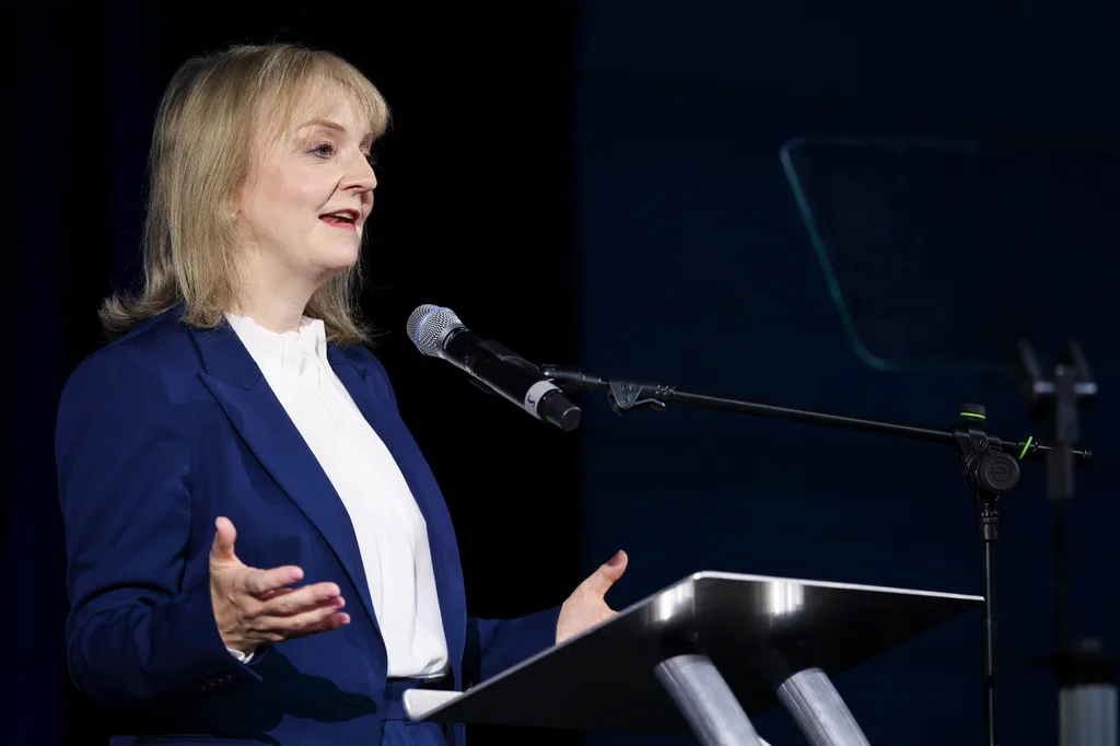Liz Truss'tan, 2040'ta Mars iddiası