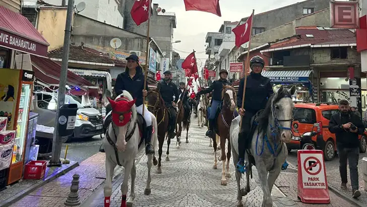 İnebolu'da 3'üncü İstiklal Yolu Atlı Yürüyüşü başladı