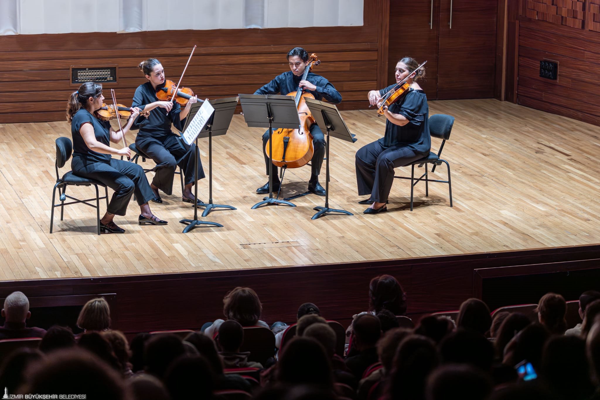 İzmir Oda Orkestrası’ndan Cumhuriyet’in 103’üncü yılına özel konser